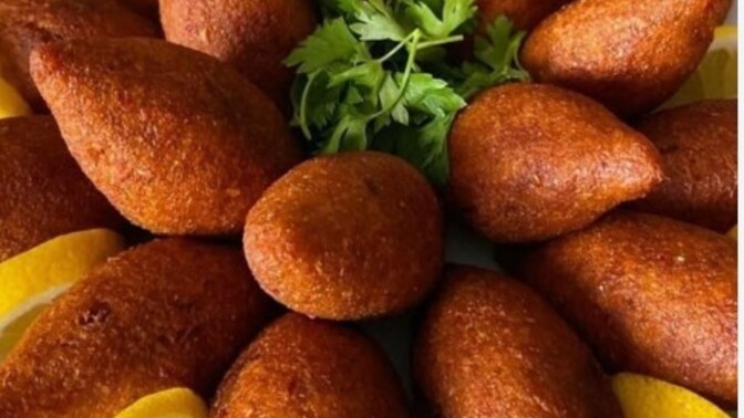 Lezzet kapışması başlasın! Bu köftelerden hangisini seçersiniz?