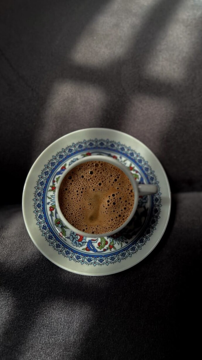 Bir kahve eşliğinde hangi konuyu saatlerce konuşabilirsiniz?