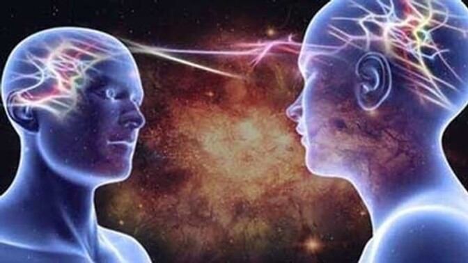 Hiç düşünce gücünüzle bir başkasına istediğiniz bir hareketi vs yaptırmayı denediniz mi? başardınız mı?