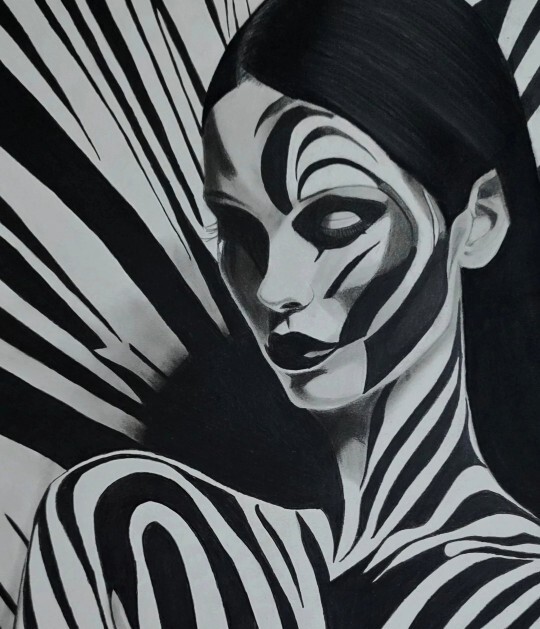 Simli makyaj denemek mi daha havalı yoksa zebra makyaj denemek mi?