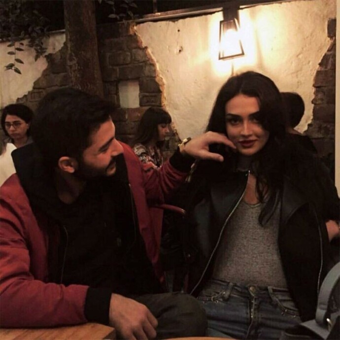 Aşkta en büyük cesaret ilk mesajı atmak mıdır, ilk seni seviyorum demek midir?