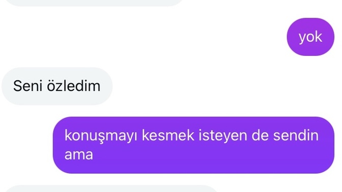 Aradan 10 gün geçti böyle mesajlar attı. sizin yorumunuz ne?