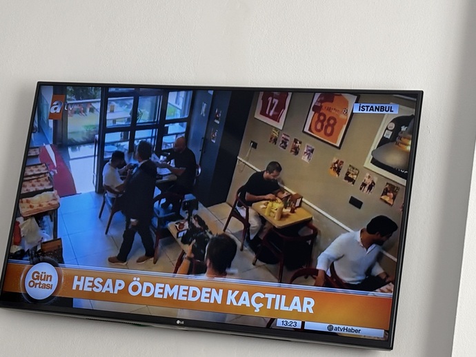 Bir restoranta girip yeyip içip kaçan gördünüz mü?