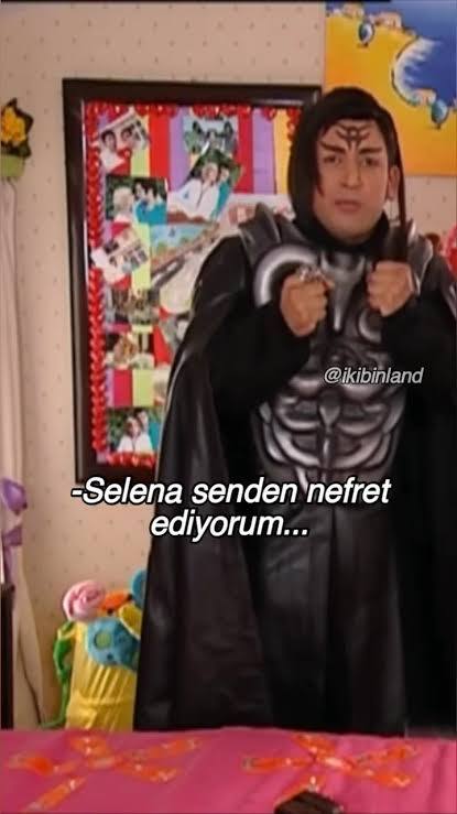 Favori Selena karakteriniz kim?