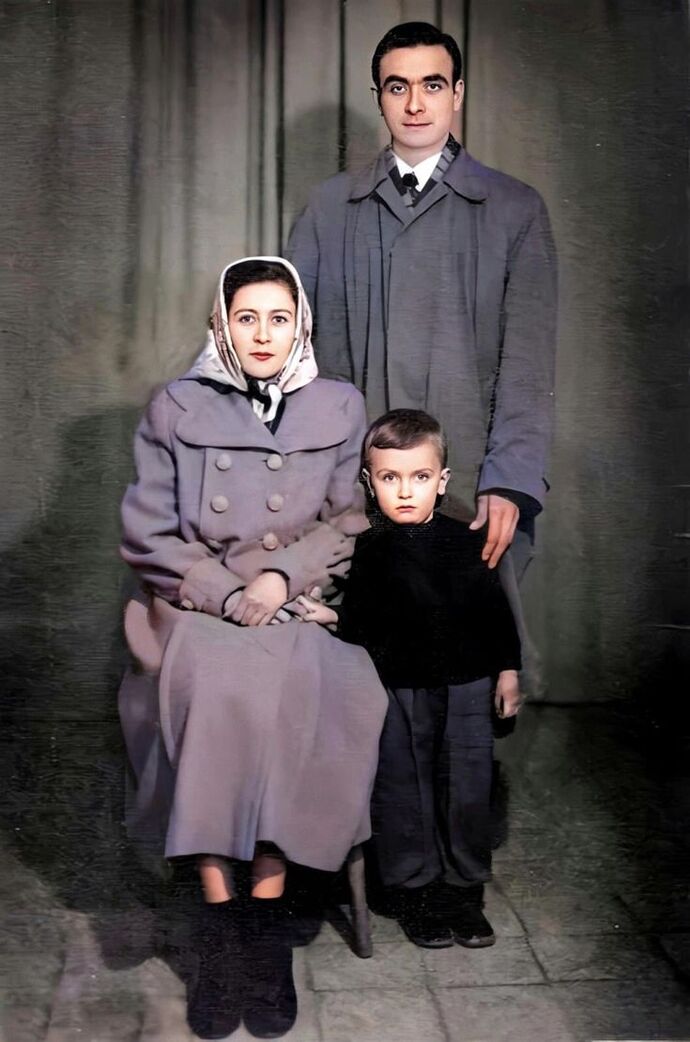 Eski evliliklerin uzun sürmesi kadının çaresizliğinden kaynaklanıyor. Romantizme gerek yok. Sözü hakkın da neler düşünüyorsunuz?
