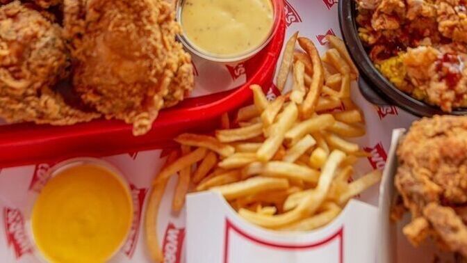 Fast food sever misiniz?