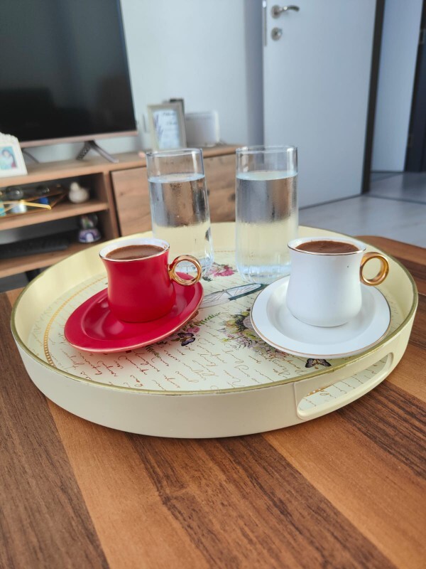 İyi geceler kahveler içildimi nasılsınız? Napiyosunuz?