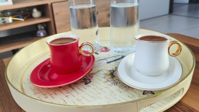 İyi geceler kahveler içildimi nasılsınız? Napiyosunuz?