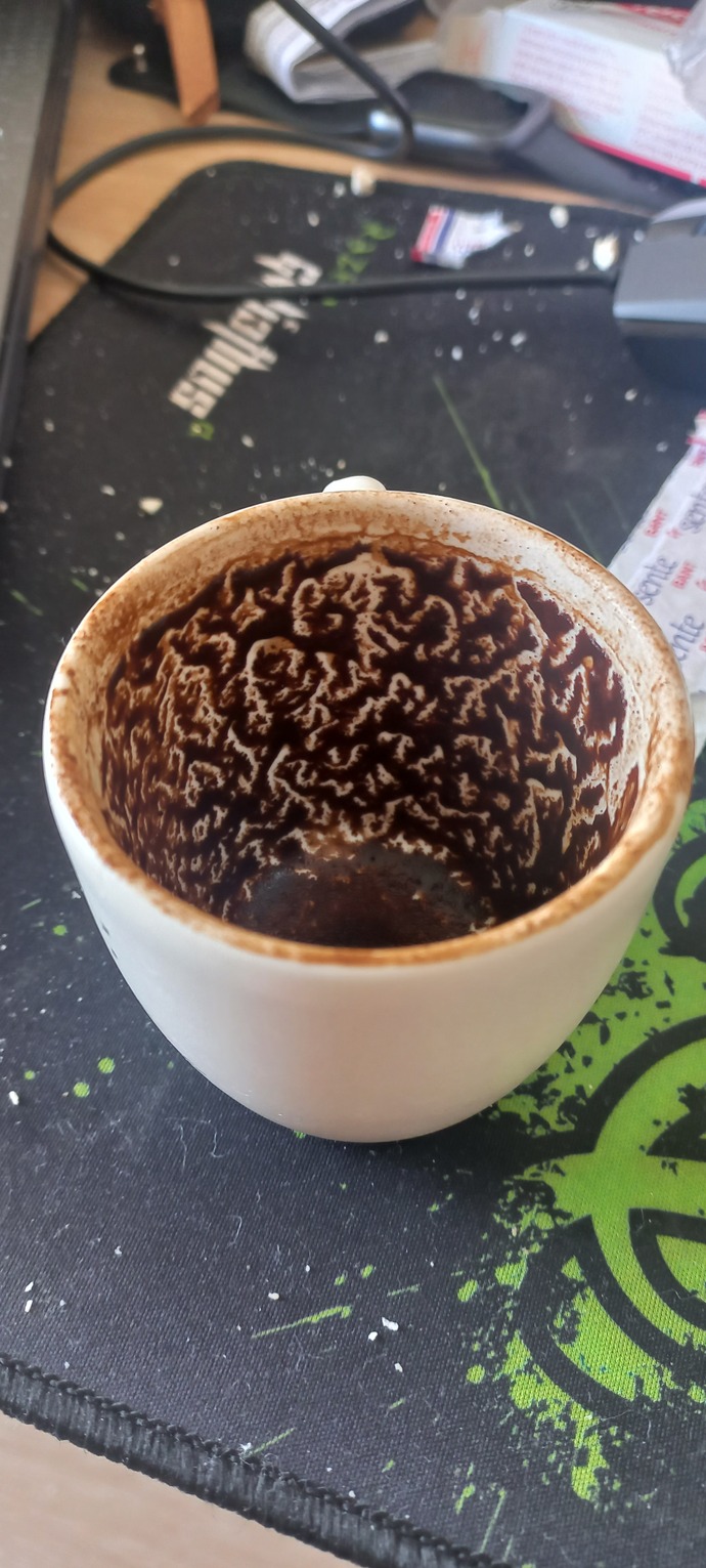 Falima Bakmak isteyenler bakabilirlerr mi?