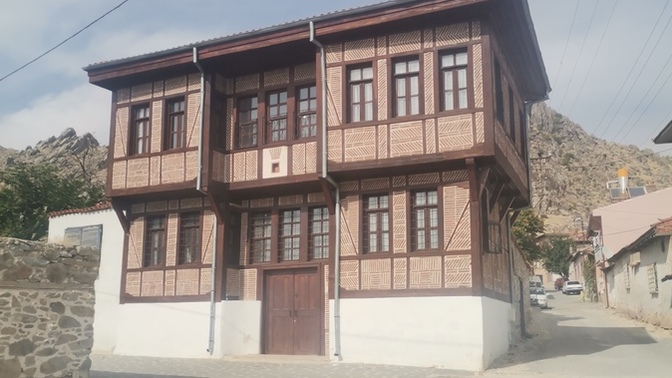 Şu Evler çok güzel değil mi?