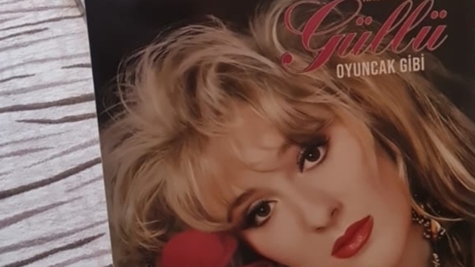 Güllünün en sevdiğiniz şarkısı hangisiydi?
