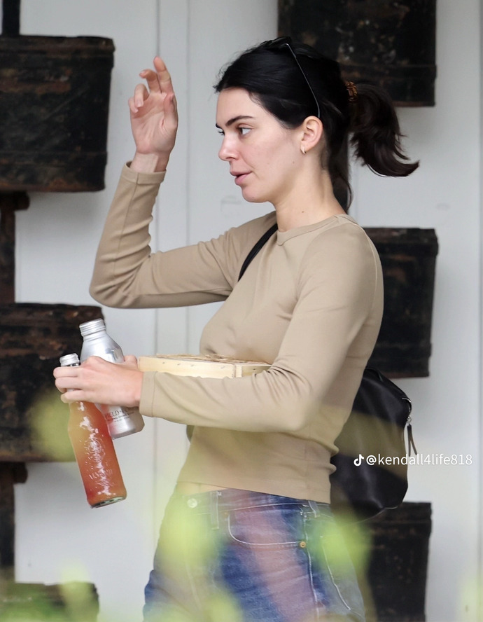 Kendall Jenner güzel mi?