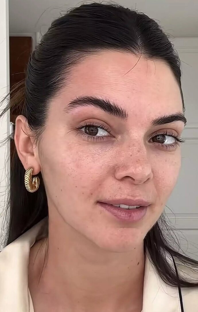 Kendall Jenner güzel mi?