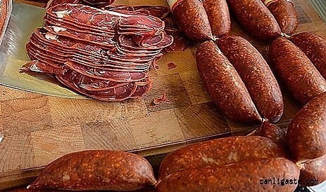 Afyon sucuğu mu, Kayseri pastırması mı?