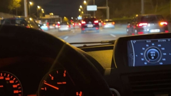 Şehir dışına çıkarken dinlenicek şarkı için tavsiye eden varsa buyursun soruma?