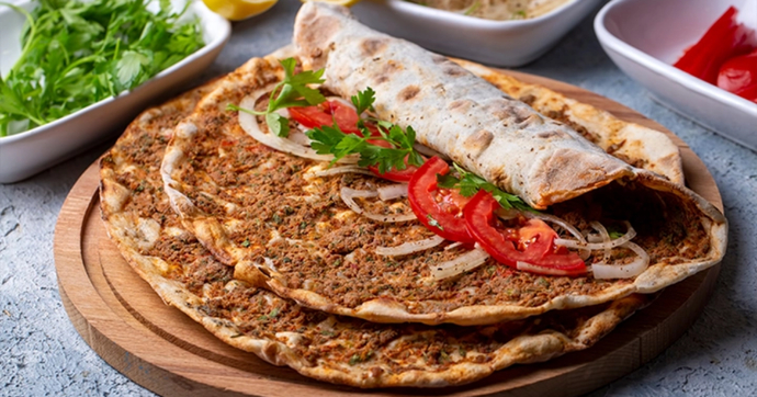 Canım lahmacun istedi iyi mi 👀