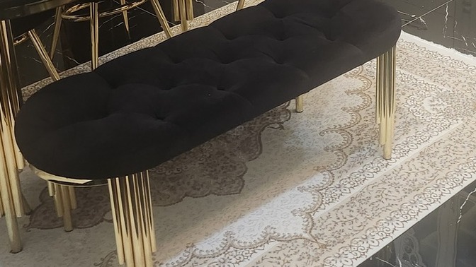Günaydın🌺 iyi tatiller. Mutfağıma halı almak istiyorum sizce bu güzel mi, gelip gidip baktıkça bir havalara giriyorum 😅🥳?
