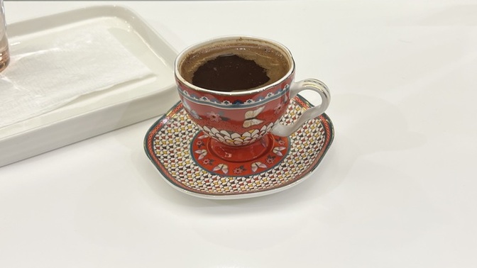 Kimler pazar sabahı kahvelerini içti?