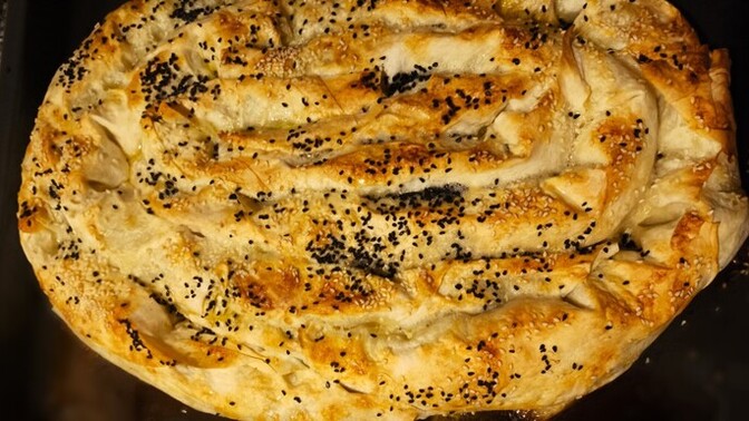 Börek dediğin neli olur?
