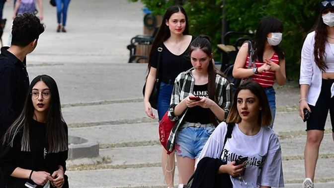 Şimdi ki nesili beğeniyor musun?