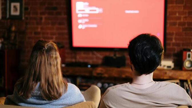 Televizyon salonda mı, oturma odasında mı olmalı?