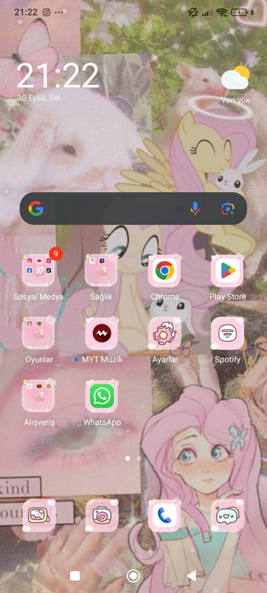 Telefonumu bu şekilde bir tema yaptım sizce nasıl güzel mi Fluttershy karakterinden ilham aldım?