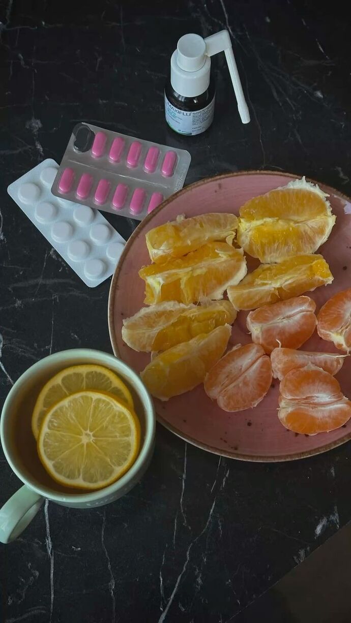 Günaydın herkese 🌸 Nasılsınız? Ben pek iyi değilim maalesef, kışın ilk hastalığını kaptık gibi görünüyor 🤧?