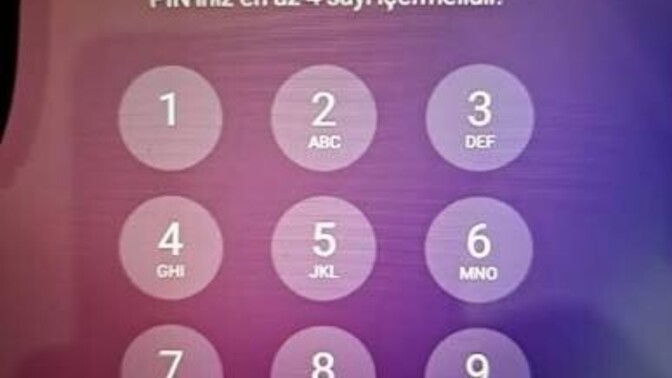 Sevgilinizin/eşinizin telefon şifresini size vermemesi şüpheci bir durum mu?