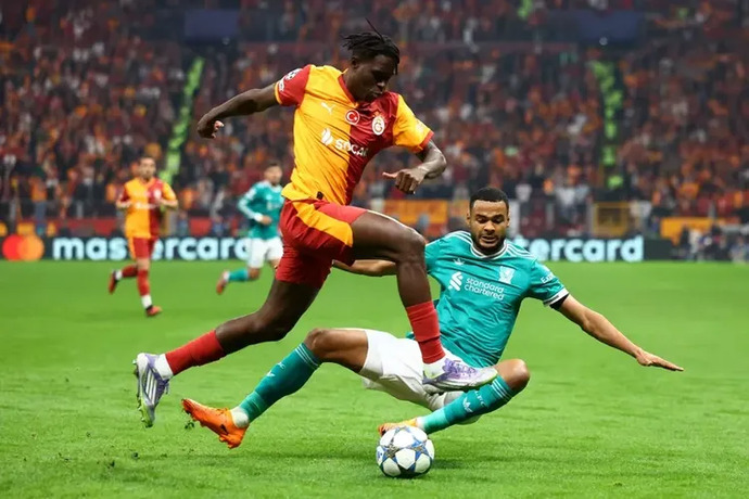 Takımınızın bu sezon yapmış olduğu nokta atışı transferi hangisidir?