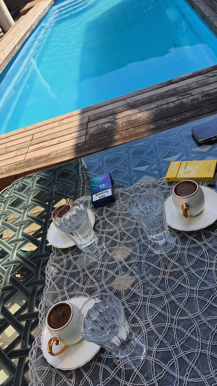 Sitede hangi üyeyle kahve içmek keyifli olurdu?