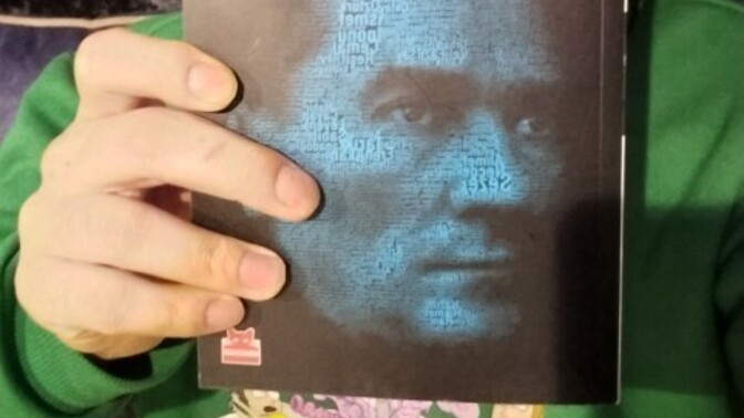 Mutlaka okumalısın dediğiniz bir kitap var mı?