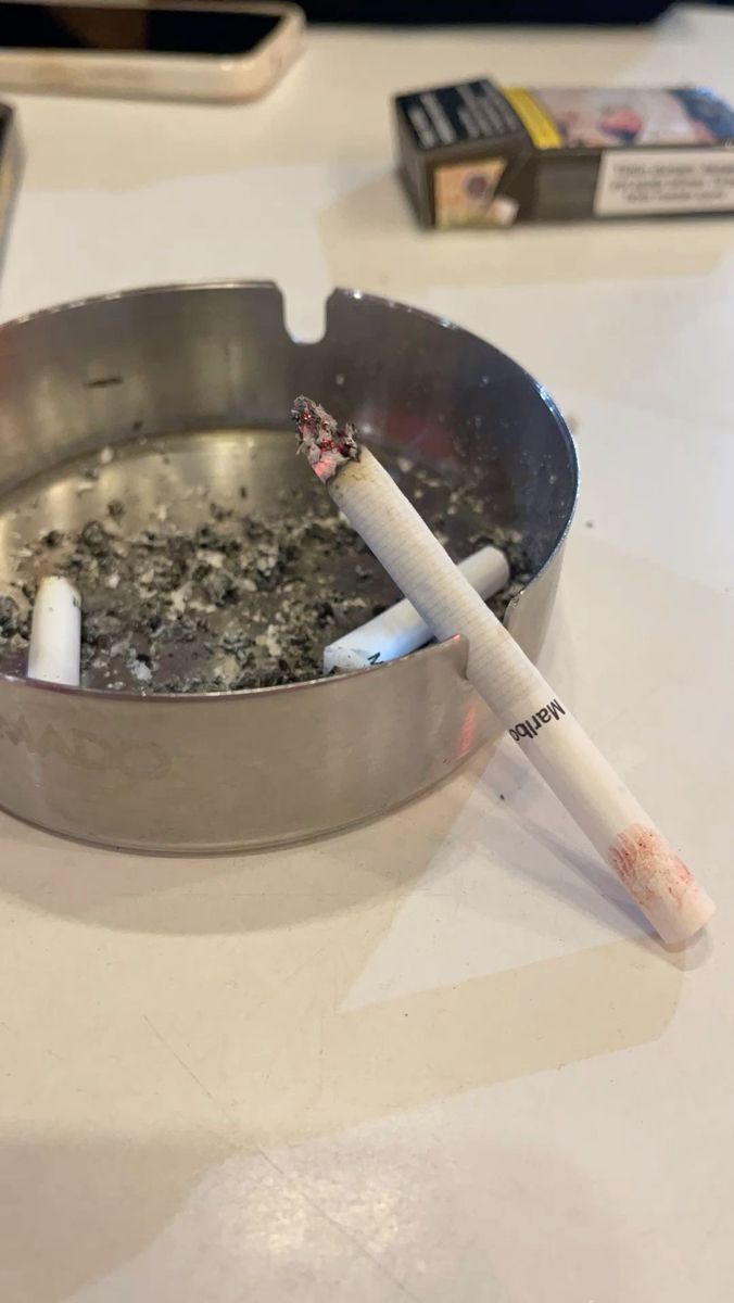 Sigara içerken i*mariti ıslar mısın?