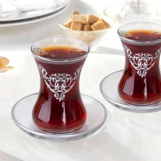 "Öyle de güzel ince de belli ince de belli." @azelcan Ustam Davşan kanı Bir Çay Rica Edelim, Aman İnce Belli de Olsun?