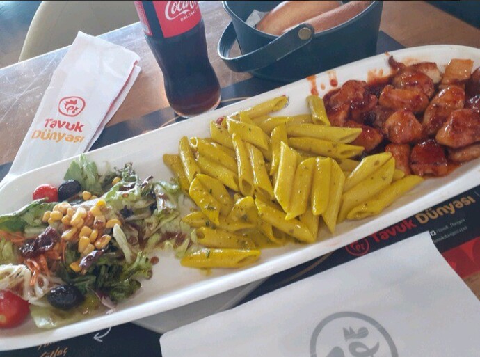 Senin için dışarıda yemek yemek lüks mü, rutin mi?