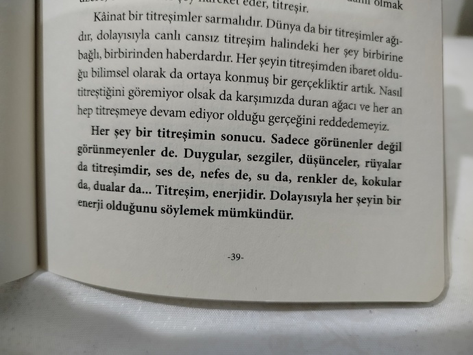 Anıl Şehirlioğlu yazarıdır ❣️