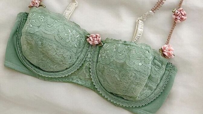 Desteksiz - dolgusuz sütyenler daha mı rahat?