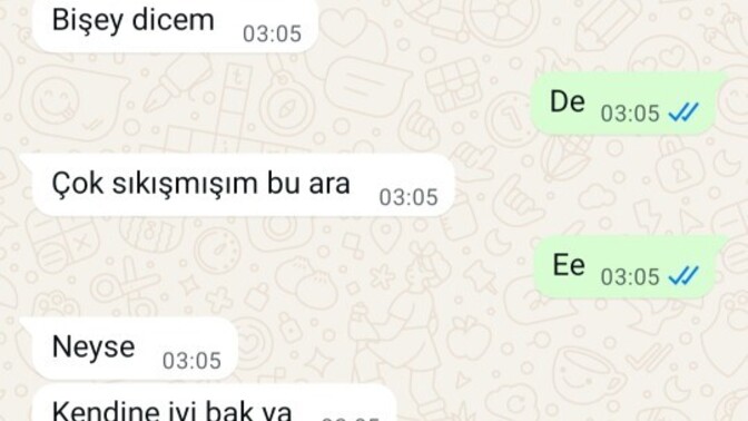 Benden borç istiyor neden bana söyledi?