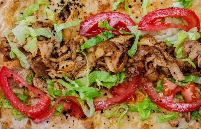 Tavuk döner mi lahmacun mu?