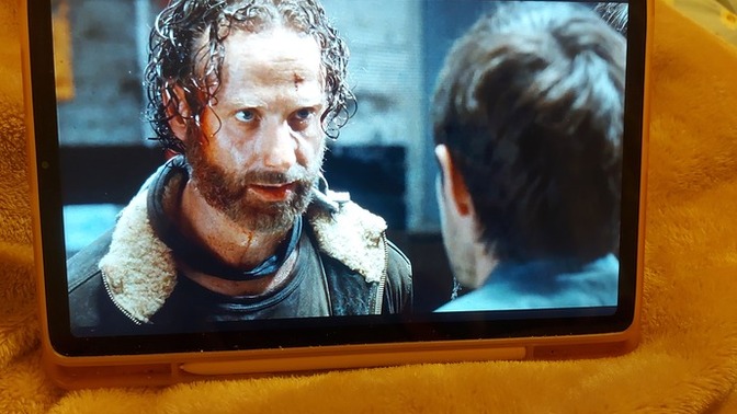 Tekrar tekrar izlediğiniz dizi film var mı?