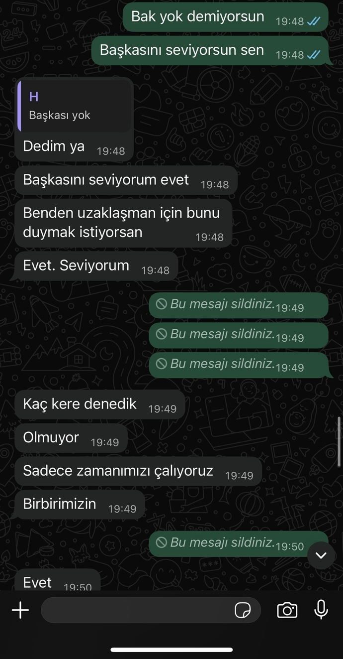 Eski sevgilim benden vaz mi geçmiş tamamen?