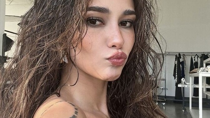 En çılgın denediğin ruj rengi neydi?