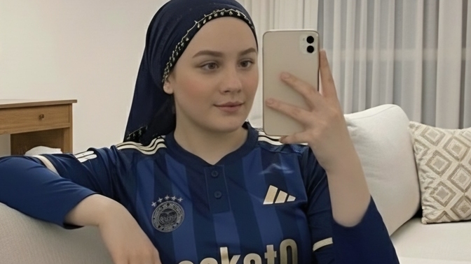 Fanatik taraftar kız sizce itici midir?