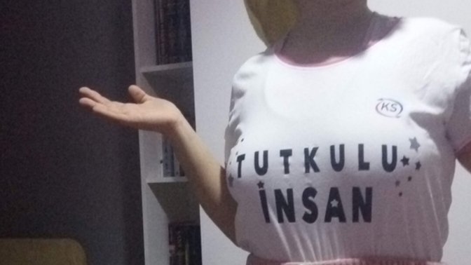 Eskiden KS tişörtleri vardı ne oldu onlara?