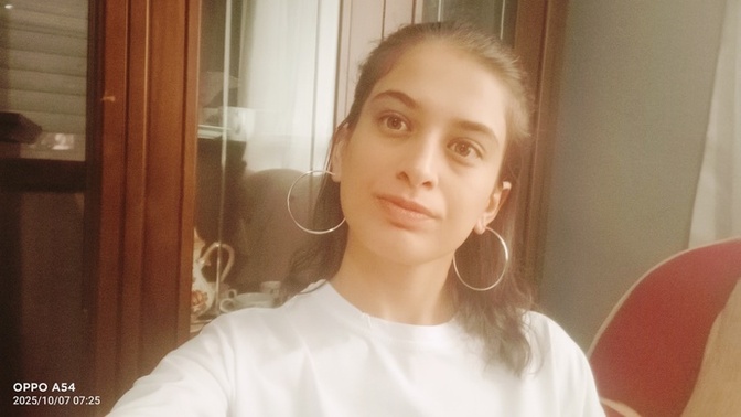 Bu saç modeline bu küpe nasıl olmuş?
