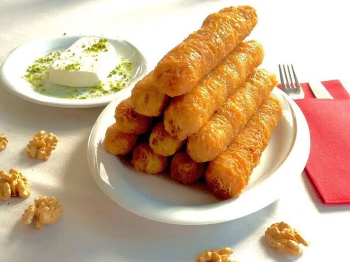 Kadayıf dolması mı / Künefe mi?