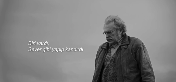 Eski erkek arkadaşım yine barışmak istiyor ama hep kendi ayrılıp geri dönüyor bu ikinci neden böylesiniz?
