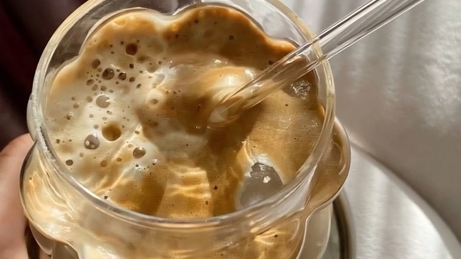 Kahve kokusu sizi de anında mutlu ediyor mu? ☕💫?