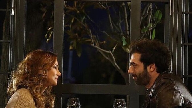 Sevgiliniz ilk buluşmada “Sen benim evleneceğim kişisin ama annemle yaşayacağız” dese, tepkiniz ne olurdu?