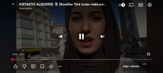 YouTube sana ne oldu böyle neden böyle karanlık?
