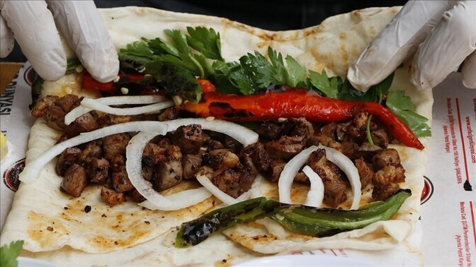 Kavurma mı biber dolması mı?